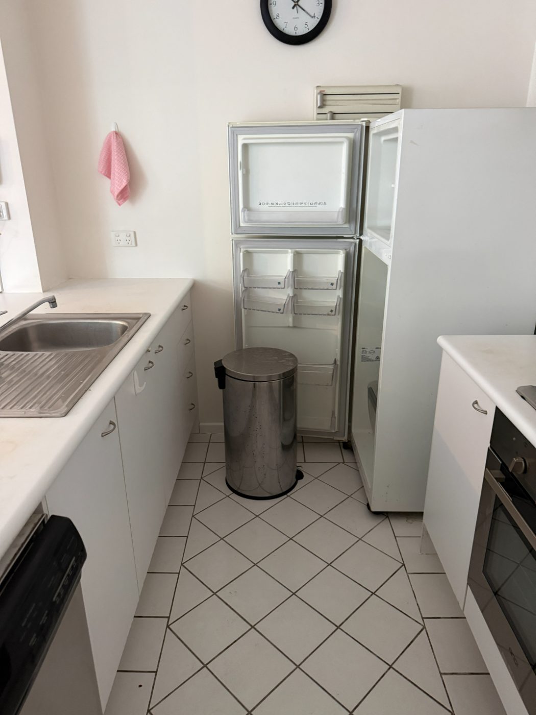 Kitchen before renovation