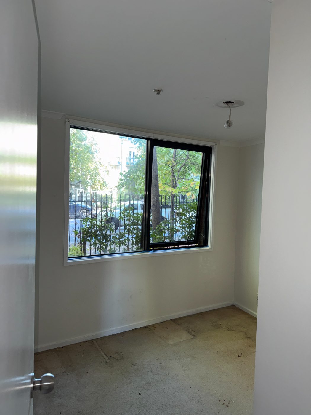 Second bedroom before renovation
